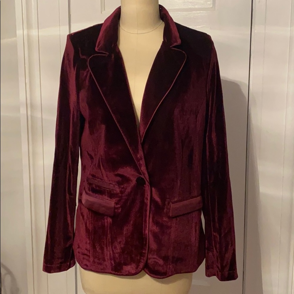Vici Collection maroon velvet blazer size S